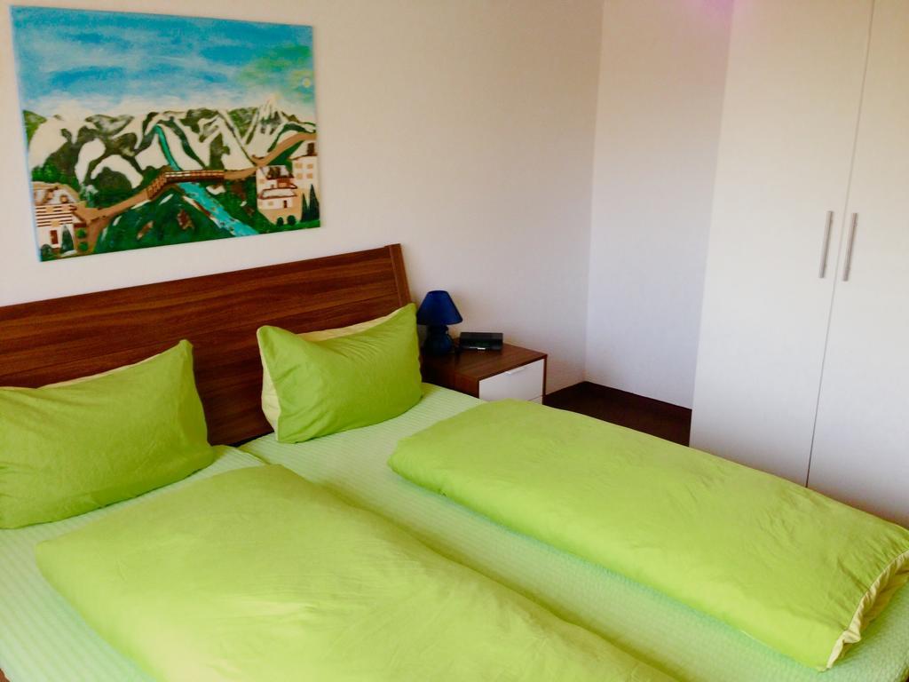 Hotel-Zahringerstube Neuenburg am Rhein Rum bild